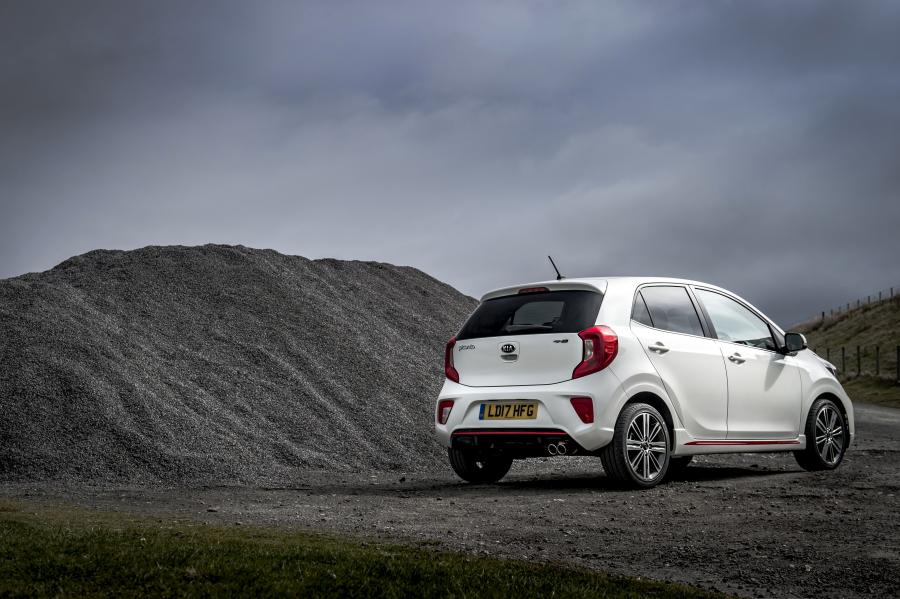  Kia Picanto GT Line 2017 года  (UK) (фото 22 из 92)